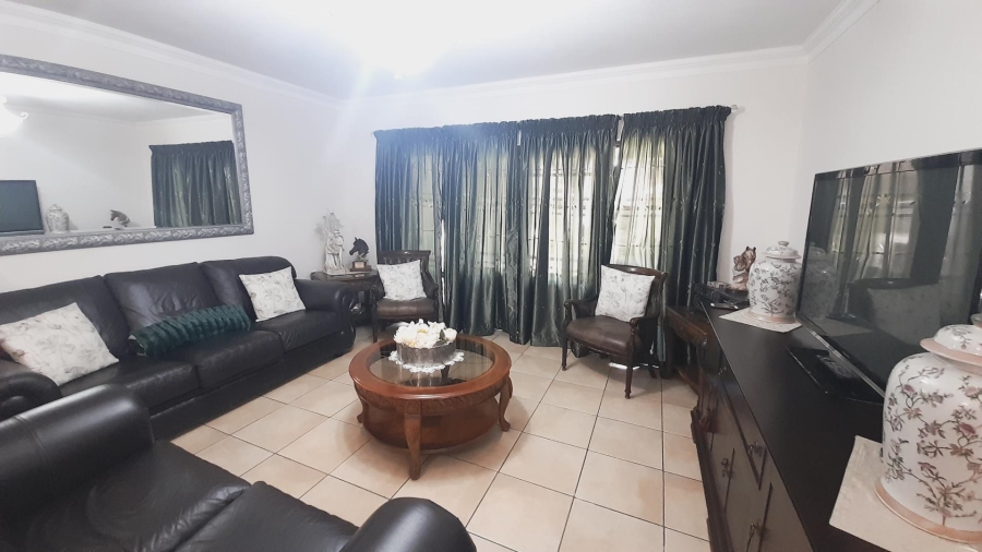 2 Bedroom Property for Sale in Melodie North West